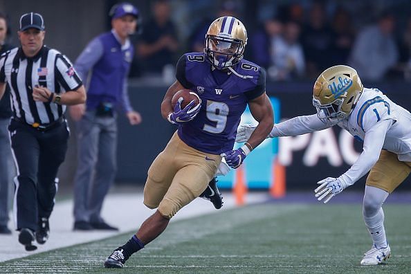 UCLA v Washington